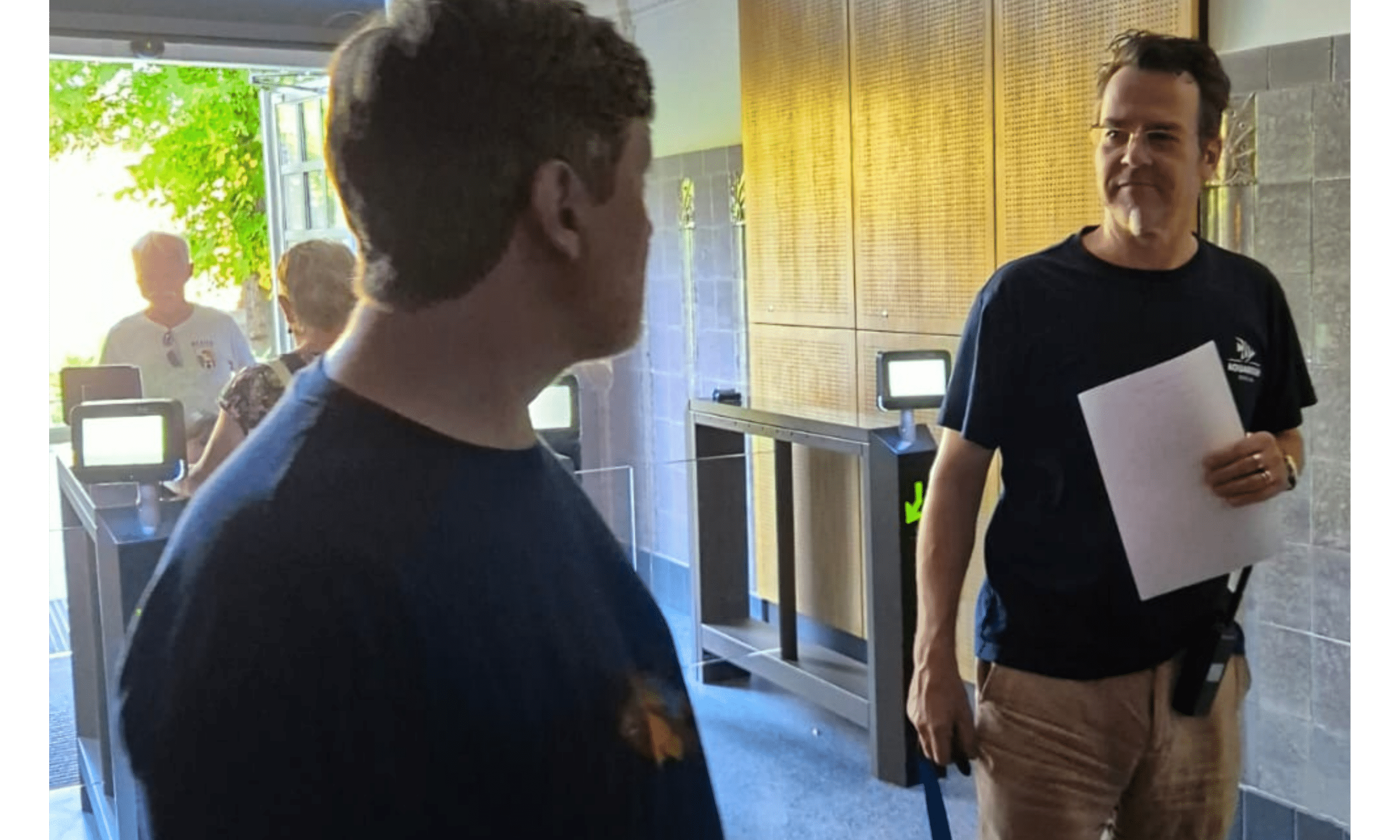 Mike talking to Tim Schikora, director of Zoo Schwerin